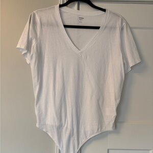 Women's White V-Neck Shirt Sleeve Bodysuit - M